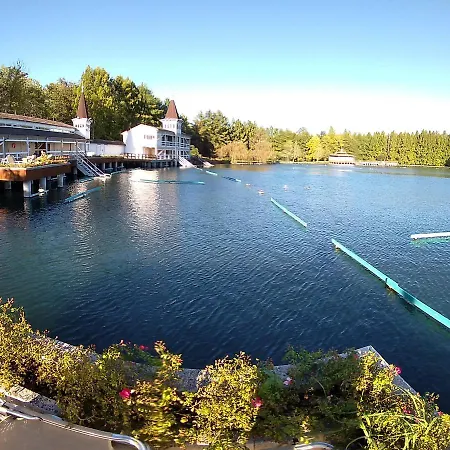 埃里卡公寓 * Hévíz