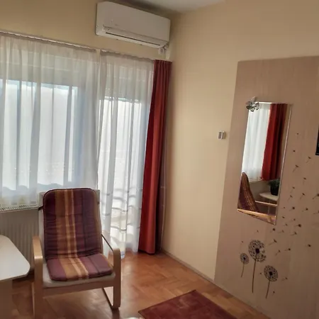 埃里卡公寓 * Hévíz